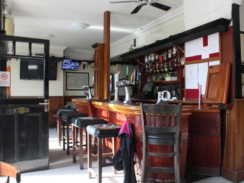 (Bar). Published on 04-04-2022