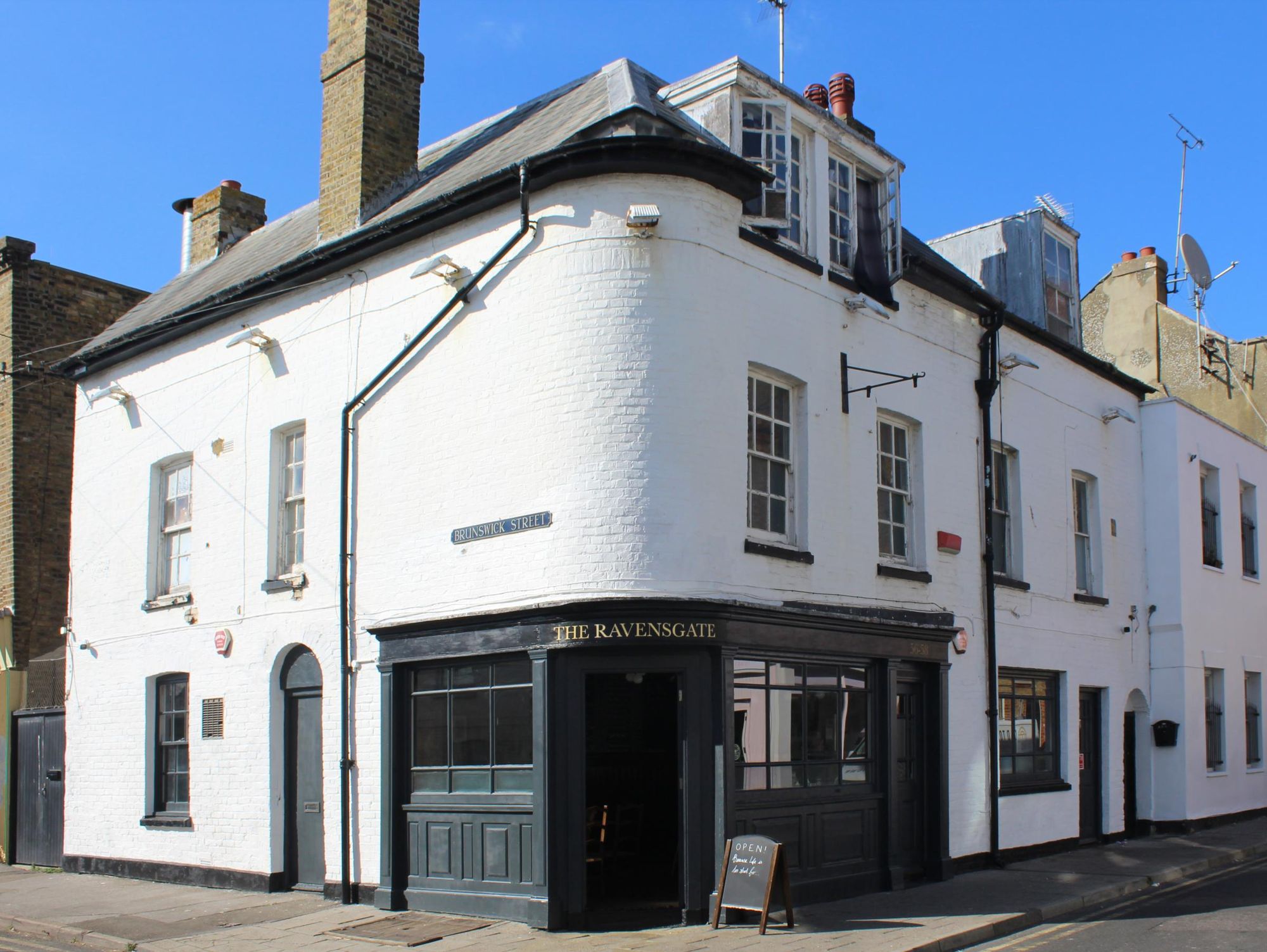 (Pub, External, Key). Published on 07-08-2026