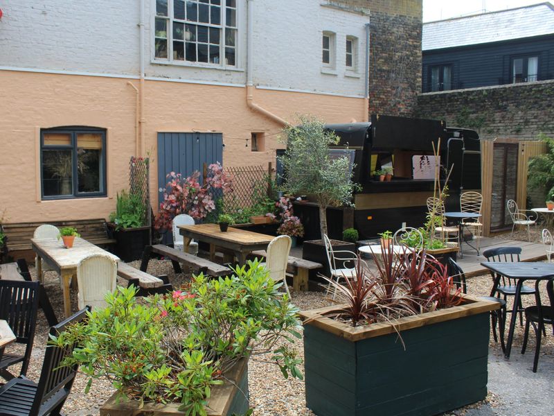 (Garden). Published on 28-06-2021