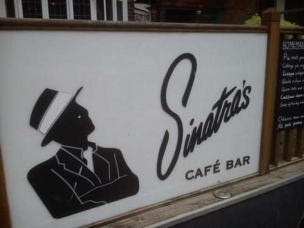 (Pub, Sign). Published on 28-06-2013
