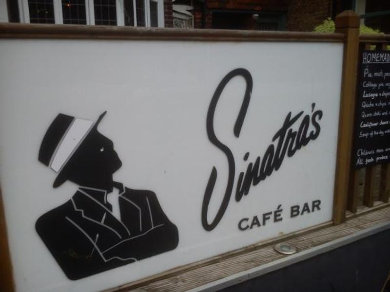 (Pub, Sign). Published on 28-06-2013