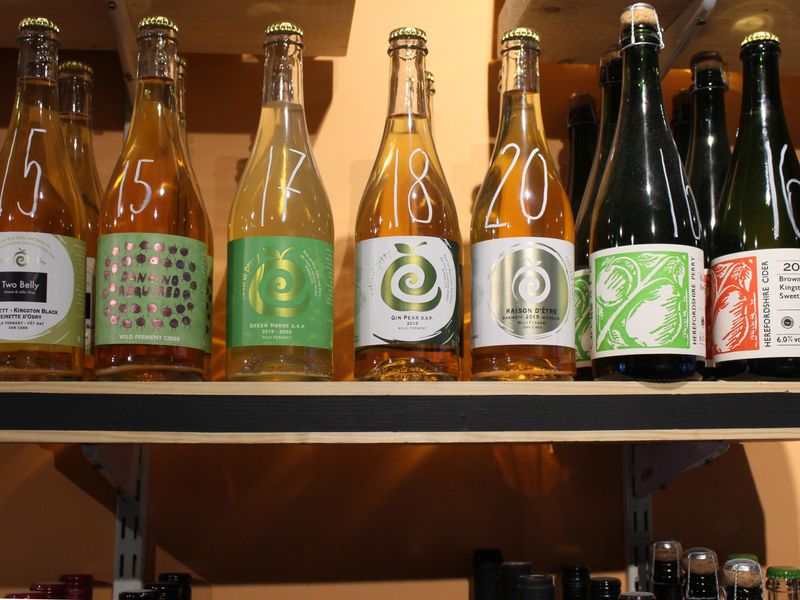 Bottled real ciders. Published on 04-04-2022