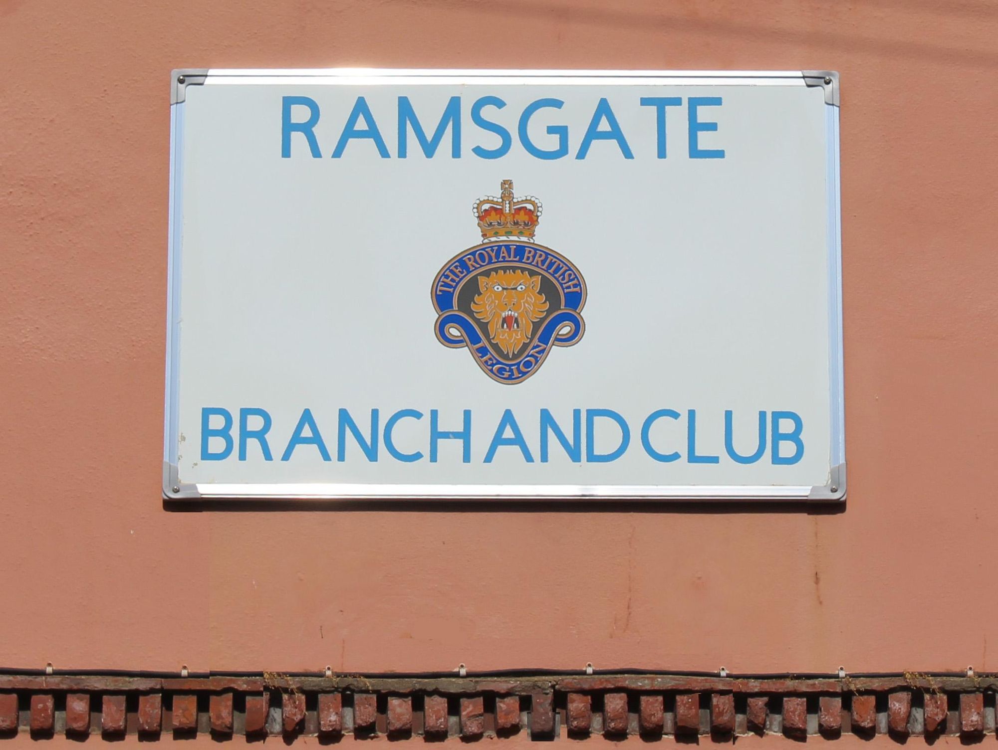 (Pub, External, Sign). Published on 17-08-2023