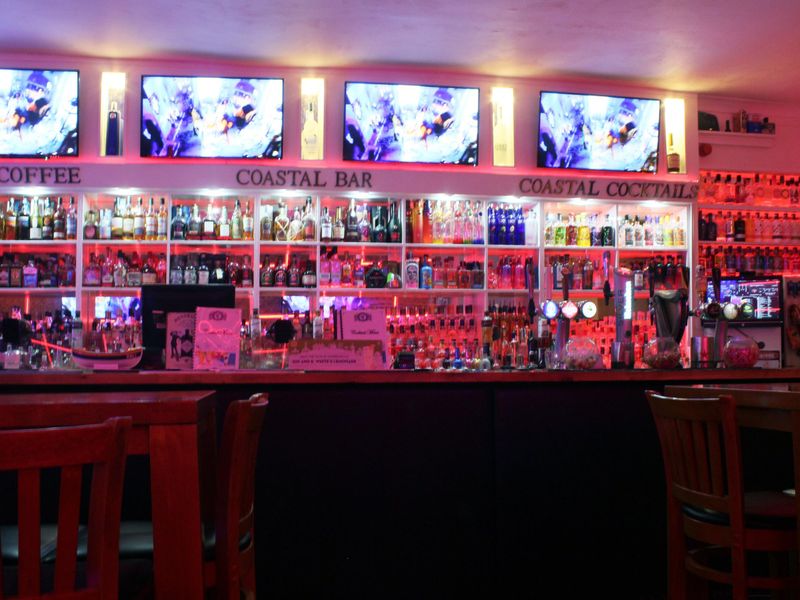 (Pub, Bar). Published on 04-01-2024