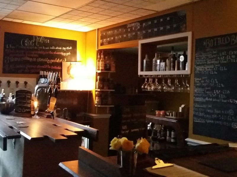 Sip Club. (Bar). Published on 17-01-2018