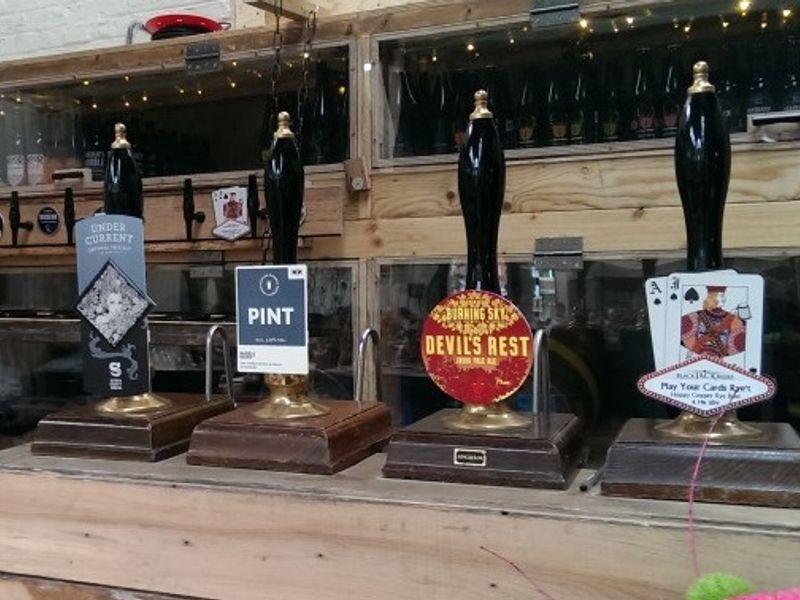 Jack In The Box - Handpumps. (Pub, Bar). Published on 14-09-2014 