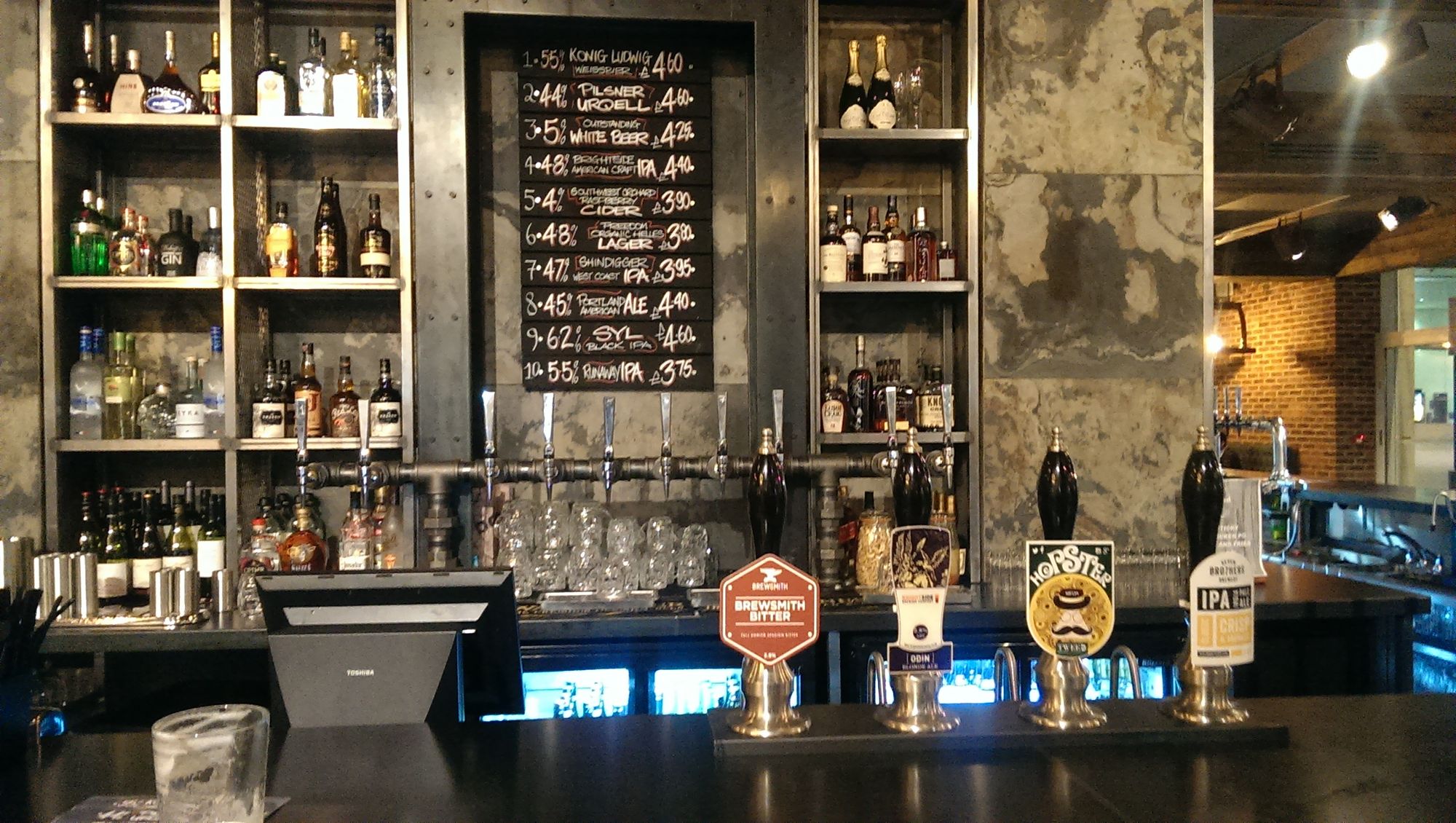 The Dockyard Bar. (Pub, Bar). Published on 12-04-2015