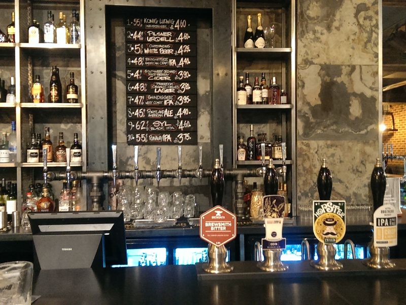 The Dockyard Bar. (Pub, Bar). Published on 12-04-2015