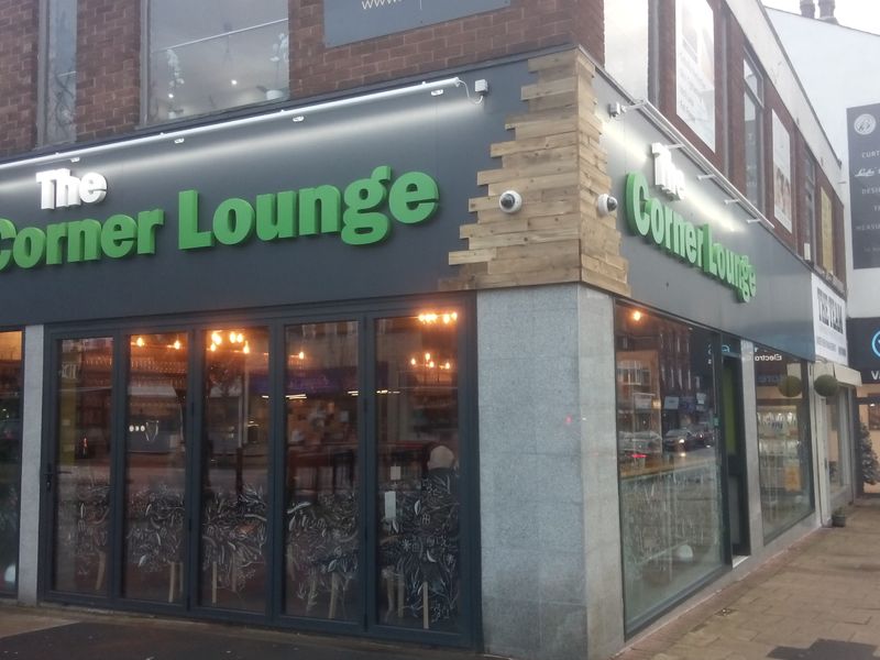 Corner Lounge. (External). Published on 10-12-2018