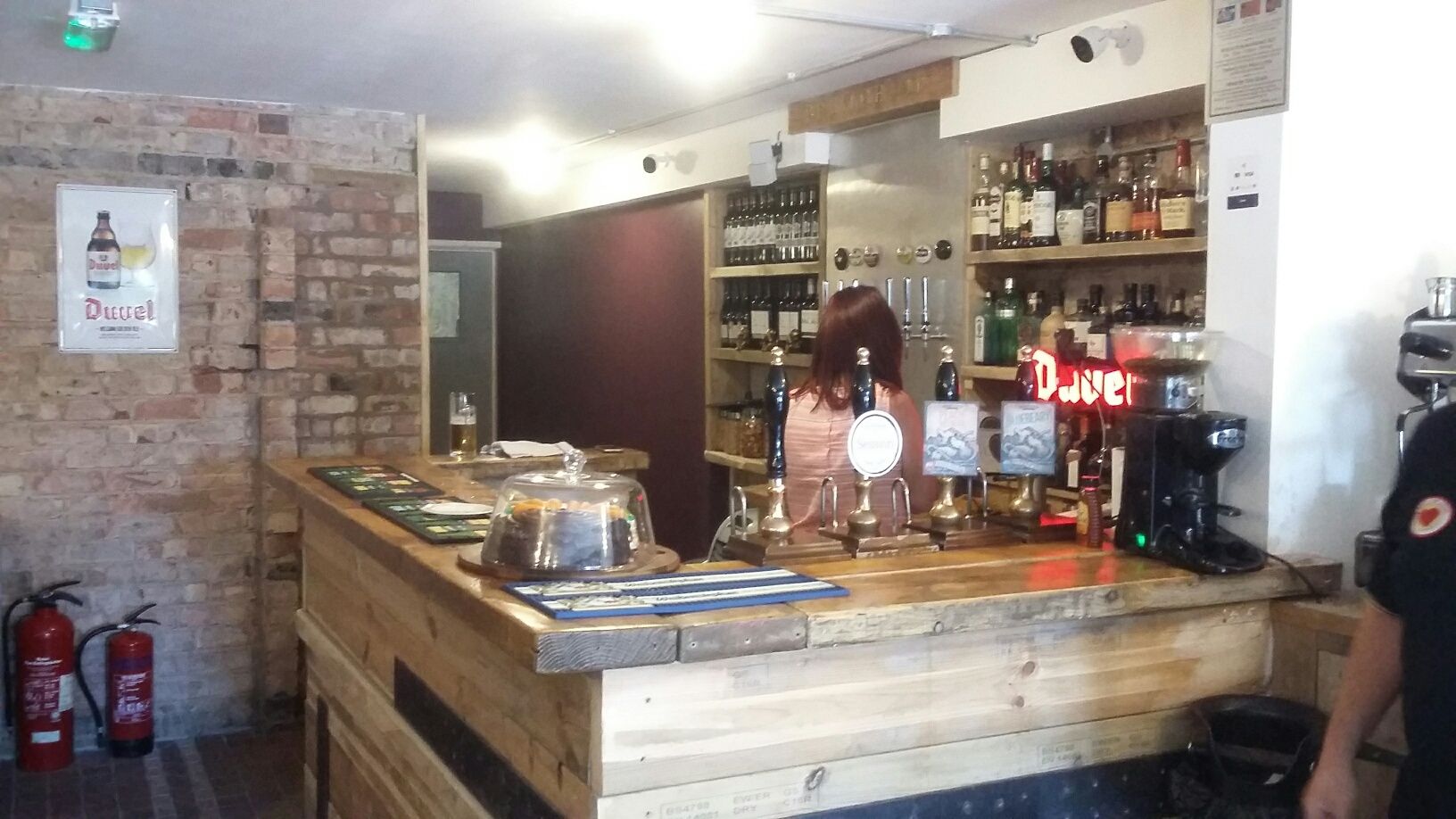 Brew Chimp. (Bar). Published on 02-09-2018
