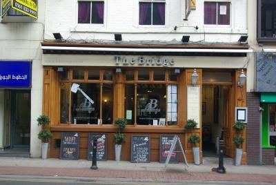B Lounge @ The Bridge - Manchester. (Pub). Published on 11-10-2012