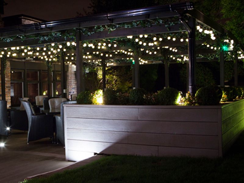 Bulls Head - Patio. (External). Published on 15-03-2016