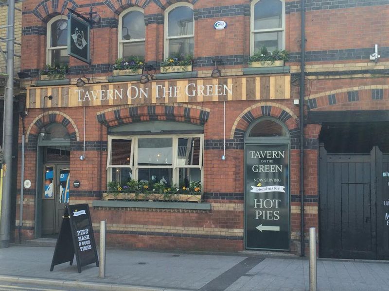 Tavern on The Green with new Sign May 2015. (Pub). Published on 16-05-2016 