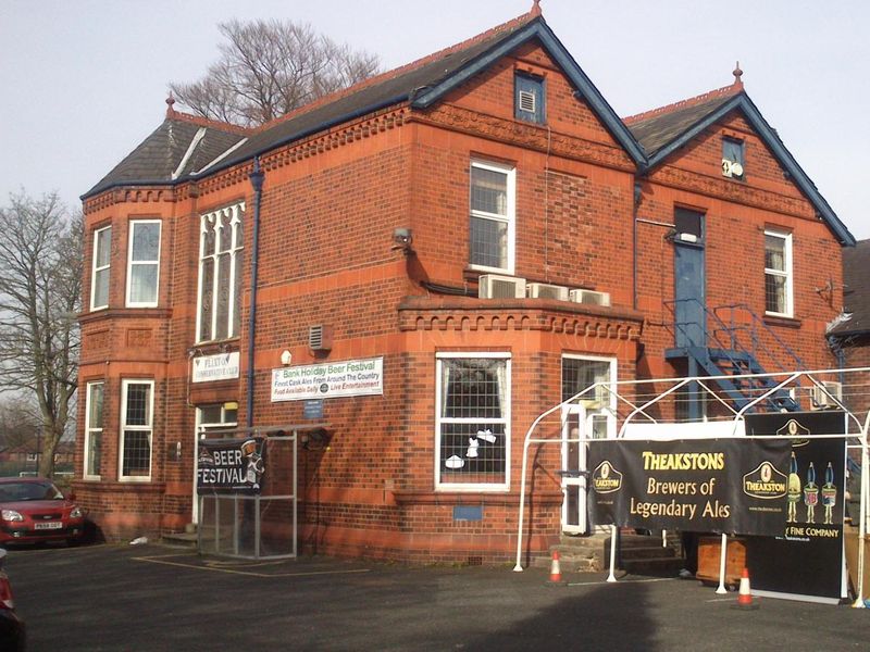 Flixton Conservative Club - Flixton. (Pub). Published on 11-10-2014