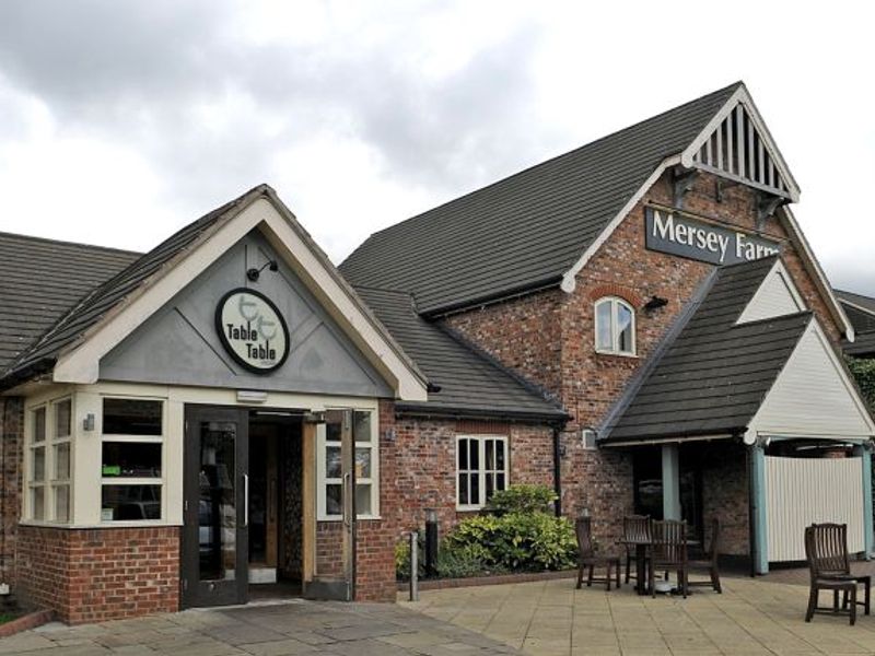 Mersey Farm_Ashton On Mersey. (Pub). Published on 21-08-2013