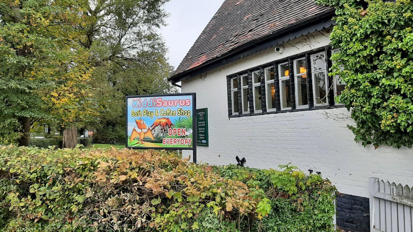 Saracen's Head - autumn 2025. (Pub, External). Published on 14-10-2025