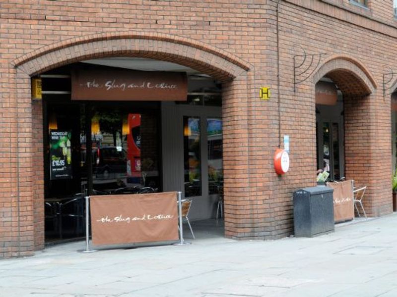 Slug and Lettuce_Man_Albert_Square_Aug 2010. (Pub). Published on 12-06-2013