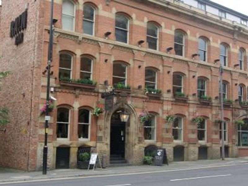 Rain Bar - Manchester. (Pub). Published on 11-10-2012