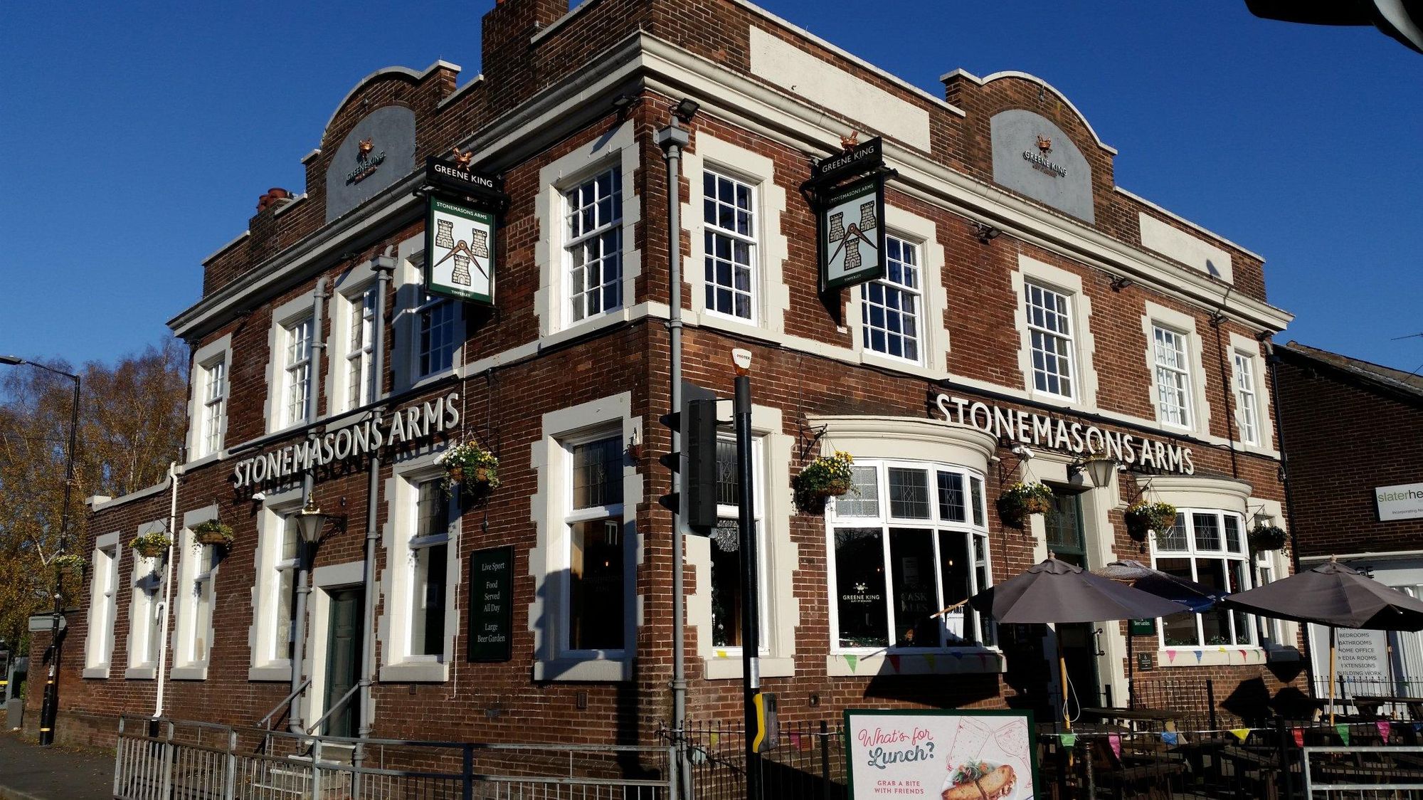 Stonemasons Arms: autumn 2021. (Pub, External). Published on 27-11-2021
