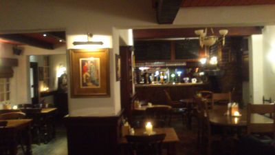 Swan with Two Nicks. (Pub, External). Published on 20-01-2014