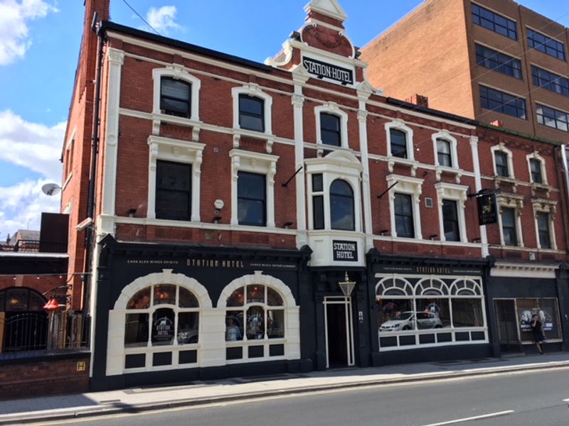 Station Hotel - Re-painted and sporting a new sign.. (Pub). Published on 05-08-2018 