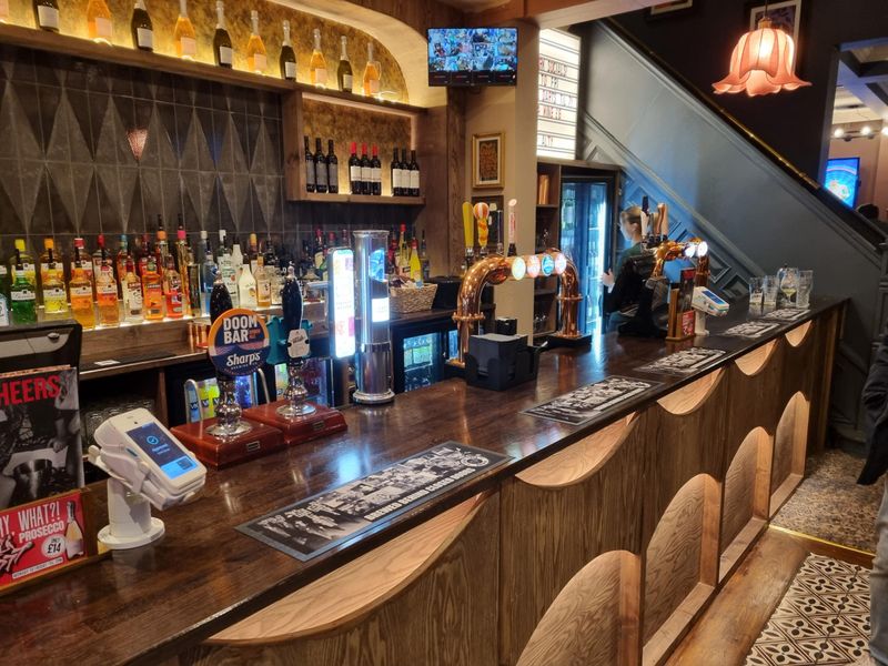 Bar. (Bar). Published on 07-02-2026 