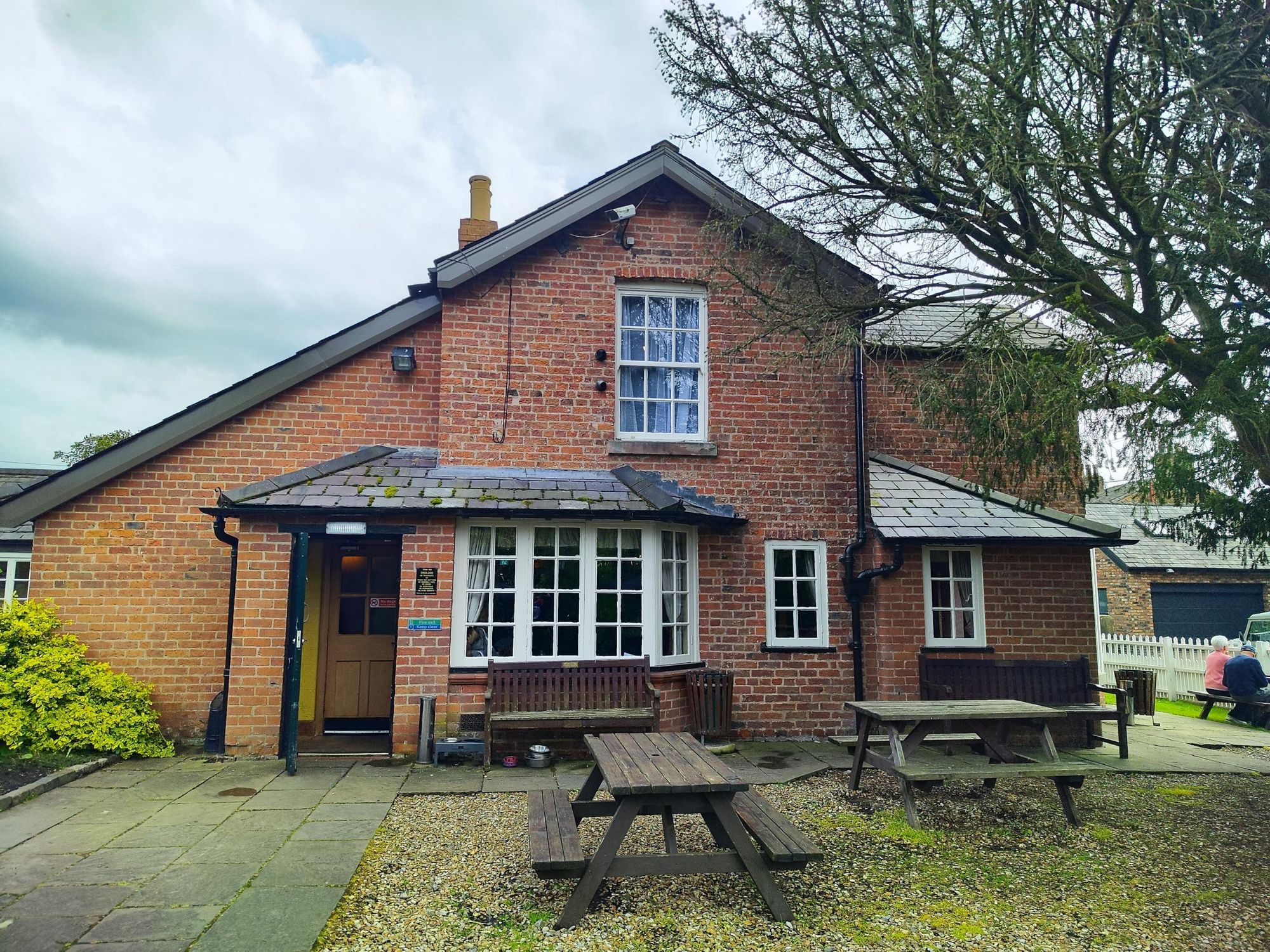 Rear of pub facing the garden. (External, Garden). Published on 10-05-2026