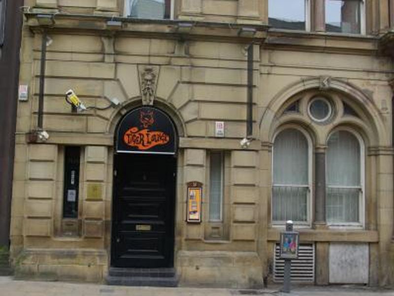 Tiger Lounge - Manchester. (Pub). Published on 11-10-2012