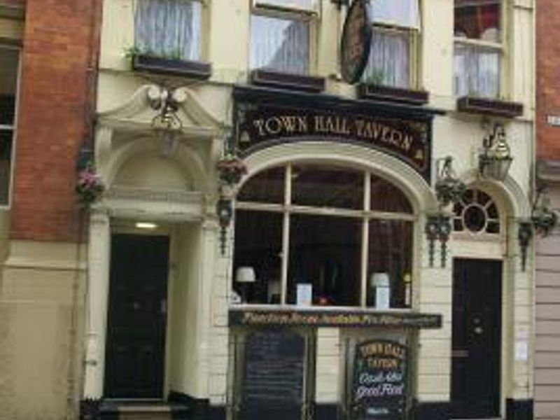 Town Hall Tavern - Manchester. (Pub). Published on 02-01-2013