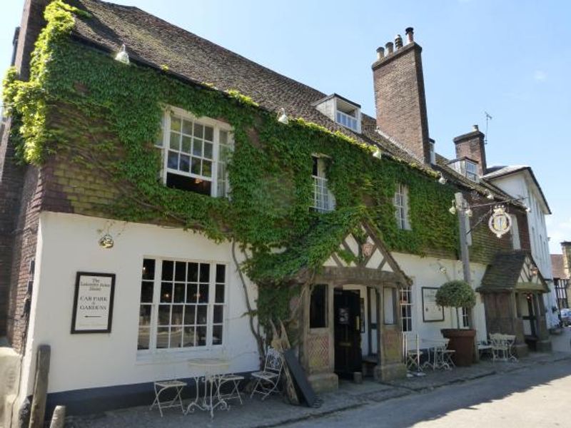 Ivy clad. (External, Key). Published on 07-06-2015