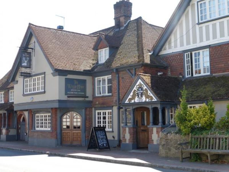 White Hart. (Key). Published on 10-08-2015