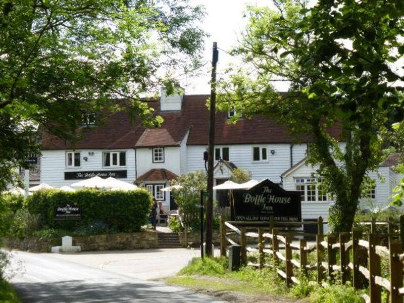 Along the lane. (Pub, External). Published on 31-05-2015