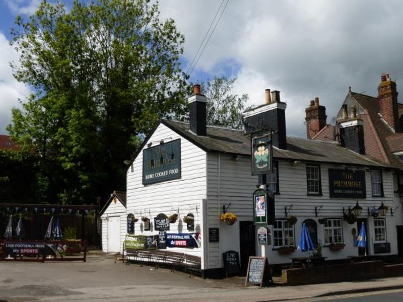 Pub and terrace. (External). Published on 19-05-2015