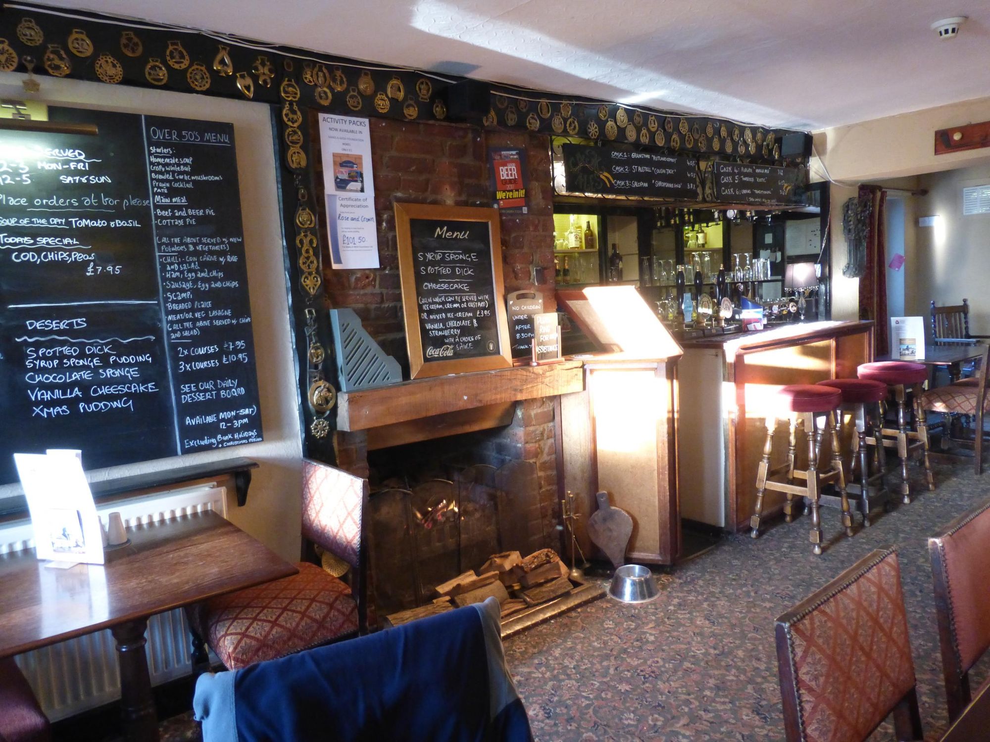 Interior. (Bar). Published on 02-03-2018
