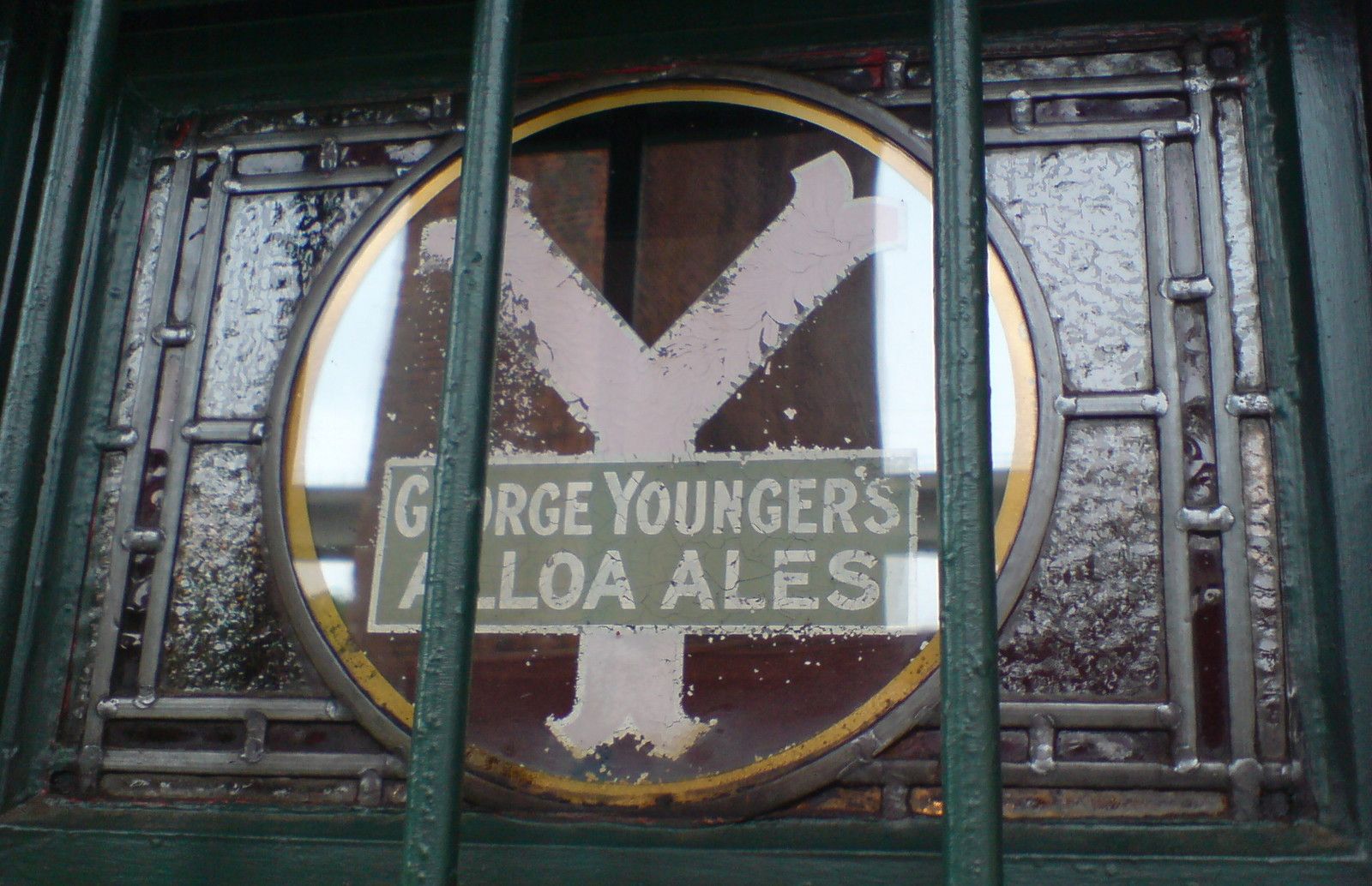Youngers window 1. (Pub). Published on 01-01-1970