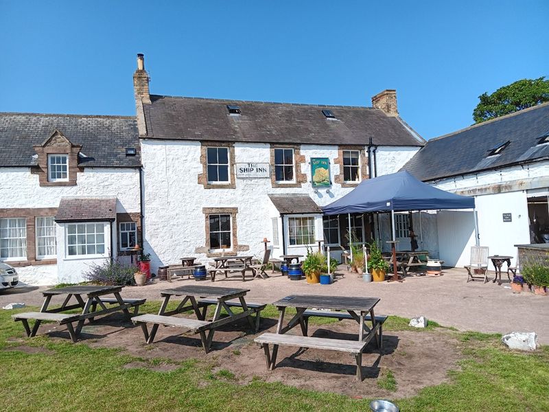 (Pub, External, Garden, Key). Published on 01-01-1970 