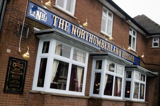 (Pub, External, Sign). Published on 18-10-2013