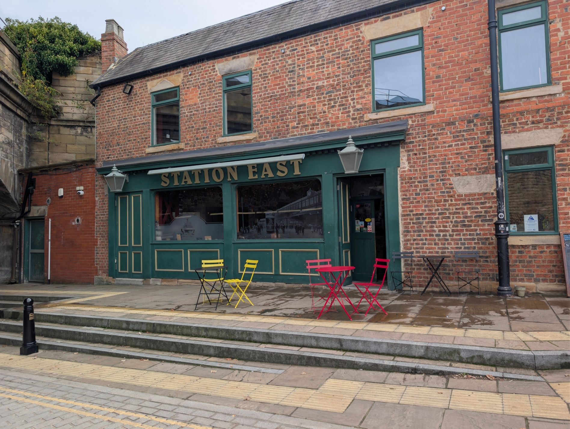 (Pub, External, Garden, Key). Published on 04-10-2026