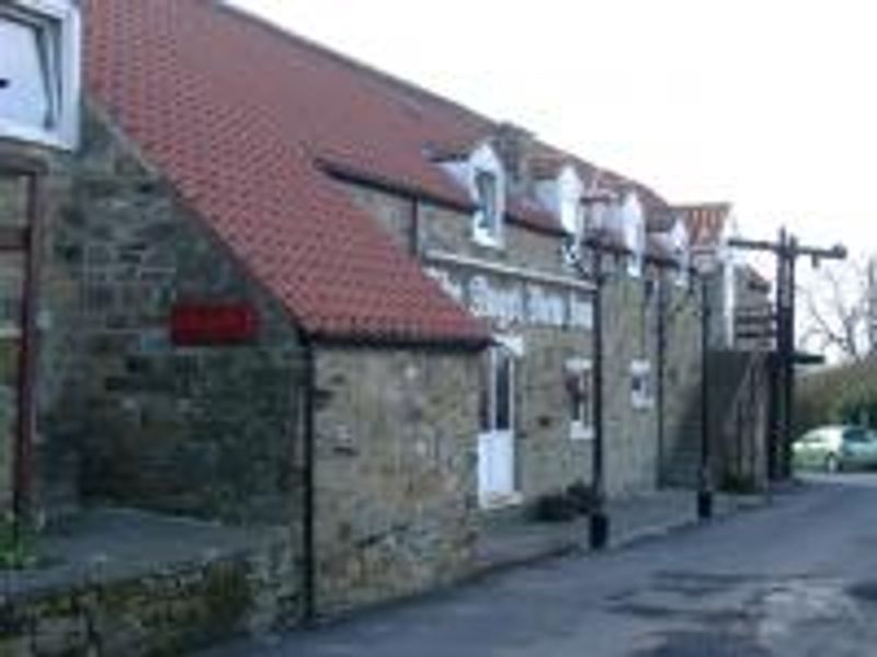 Angel View Inn at Low Eighton . (Pub). Published on 01-01-1970 