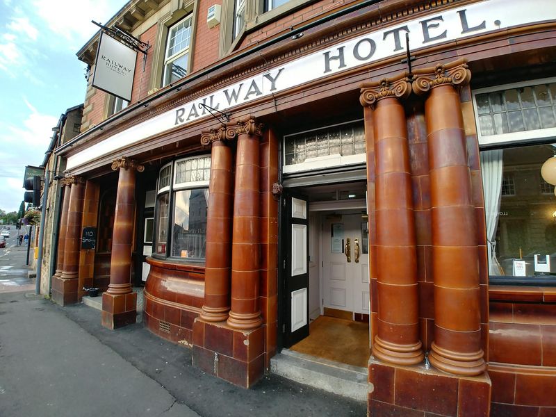 (Pub, External, Sign). Published on 01-01-1970