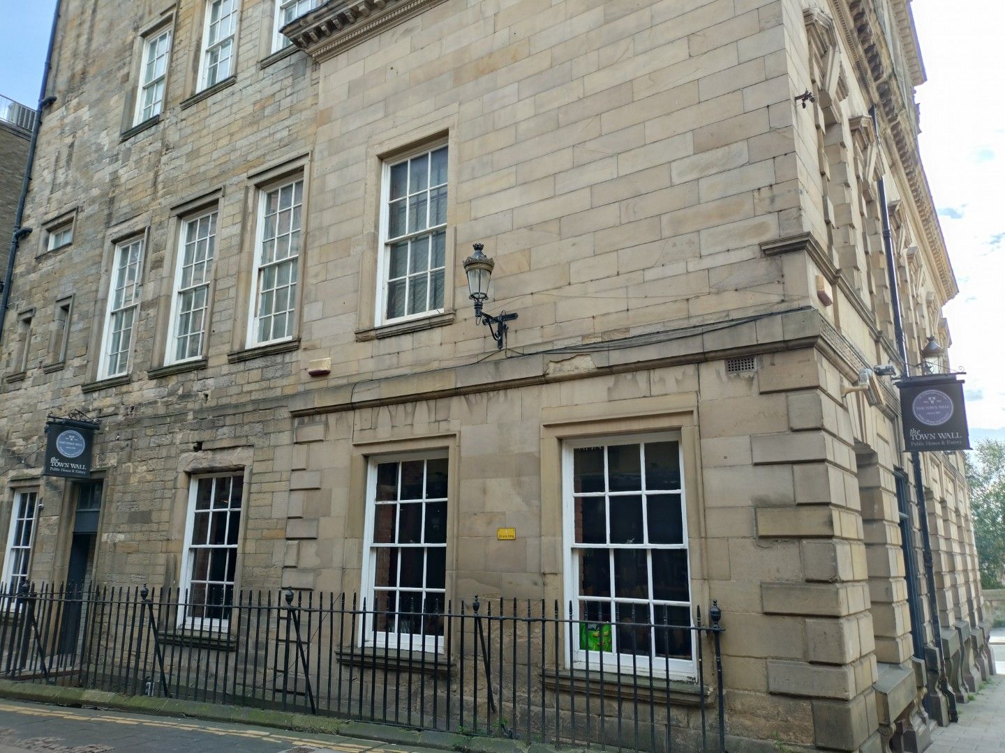 (Pub, External, Key). Published on 01-01-1970