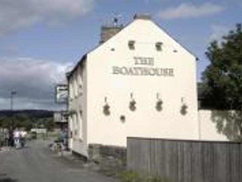 Boathouse at Newburn. (Pub). Published on 01-01-1970