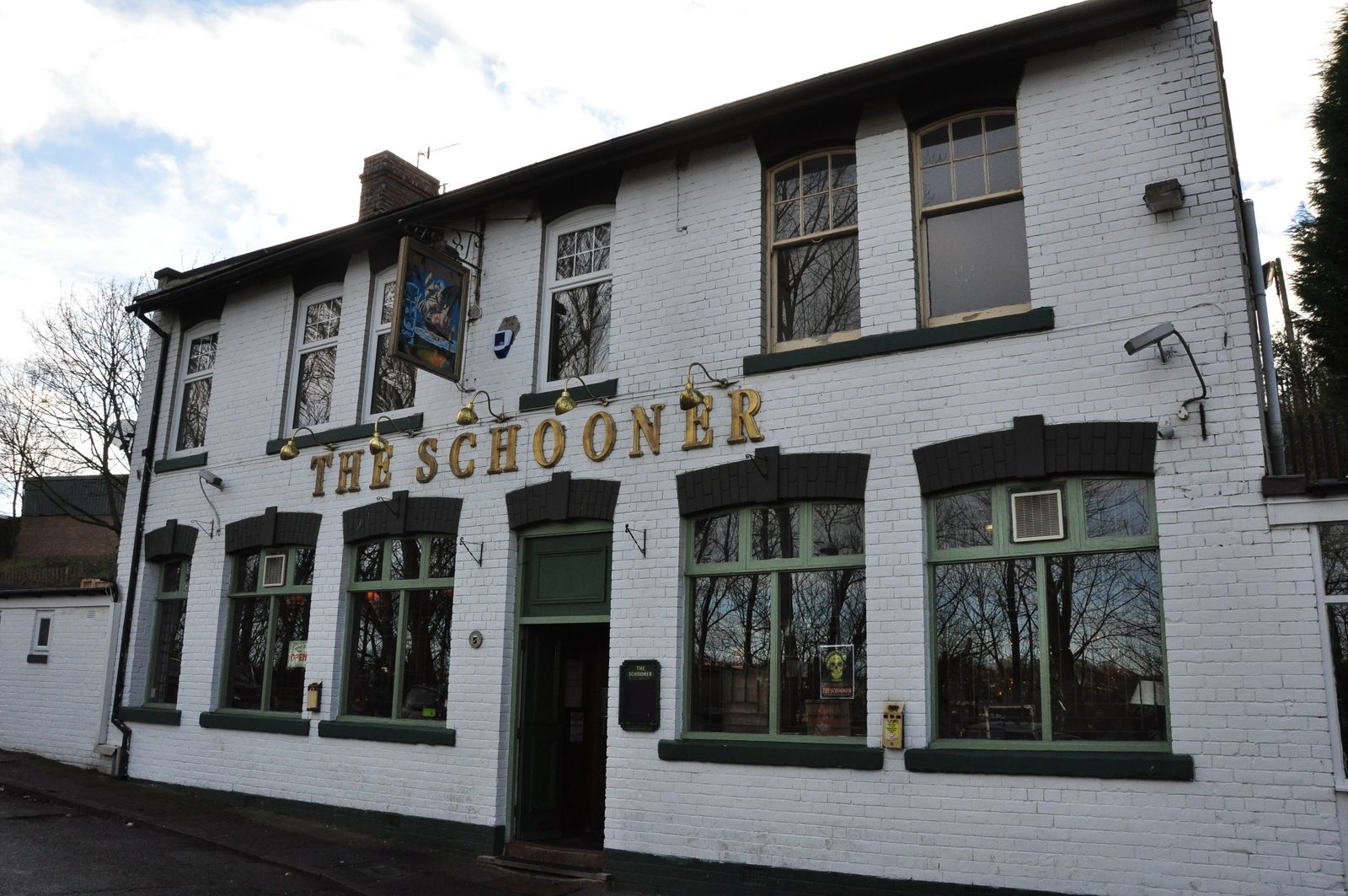 (Pub, External, Sign). Published on 01-01-1970