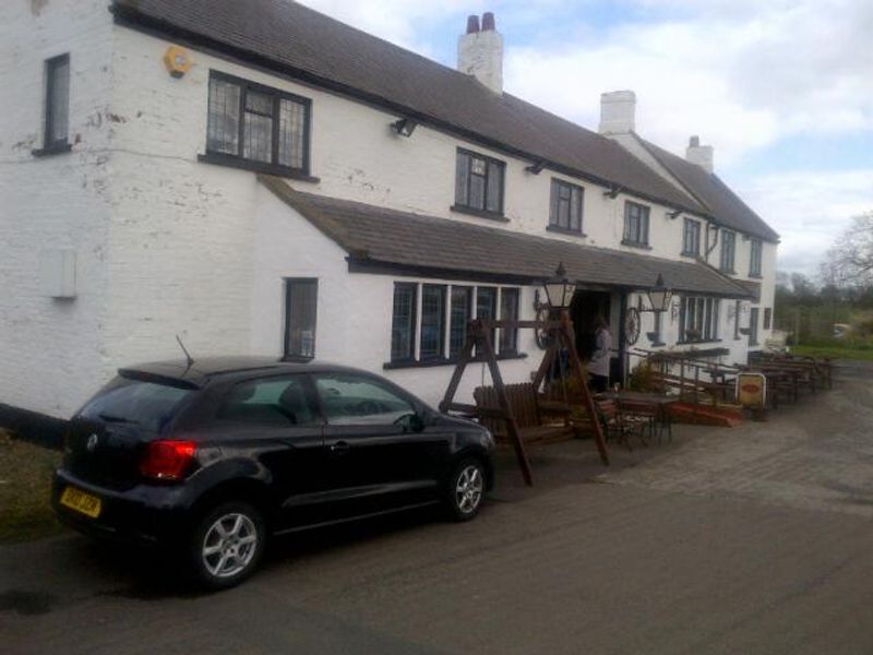 Waggon Inn, Higham Dykes. (Pub, External). Published on 01-01-1970