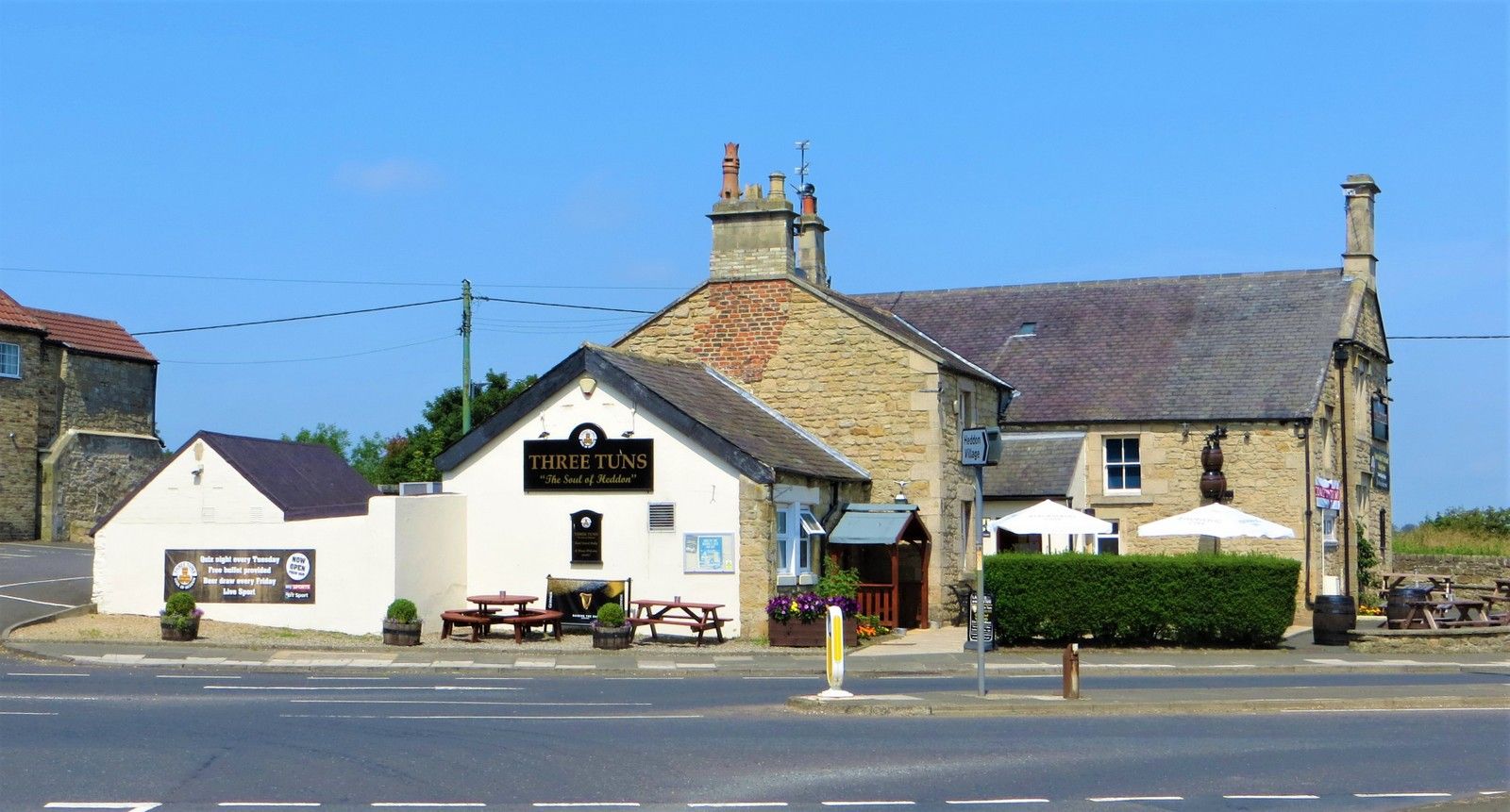 (Pub, External, Garden, Key). Published on 01-01-1970