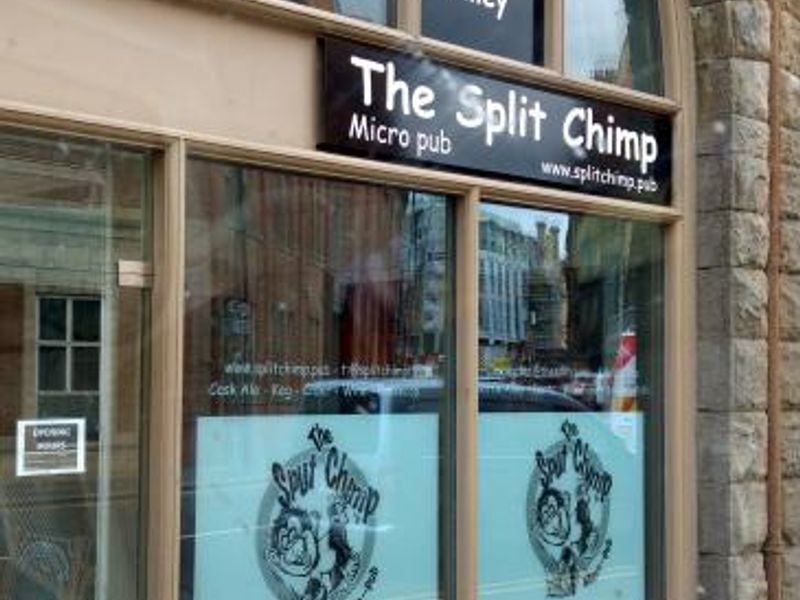New Split Chimp. (Pub, External, Key). Published on 01-01-1970