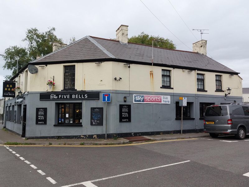 Five Bells, Bridgend (Photo: Quinten Taylor - 17/08/2024). (Pub, External, Key). Published on 08-10-2024