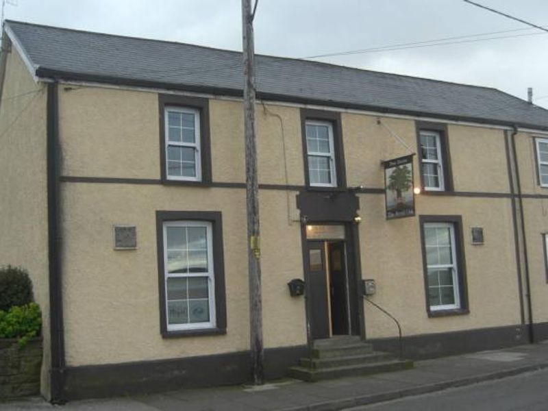 Royal Oak, Kenfig Hill. (Pub, External). Published on 23-05-2014 