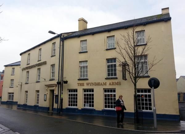 Wyndham Arms, Bridgend. (Pub, External, Key). Published on 05-01-2014