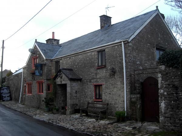 Laleston Inn, Laleston. (Pub, External, Key). Published on 26-01-2014